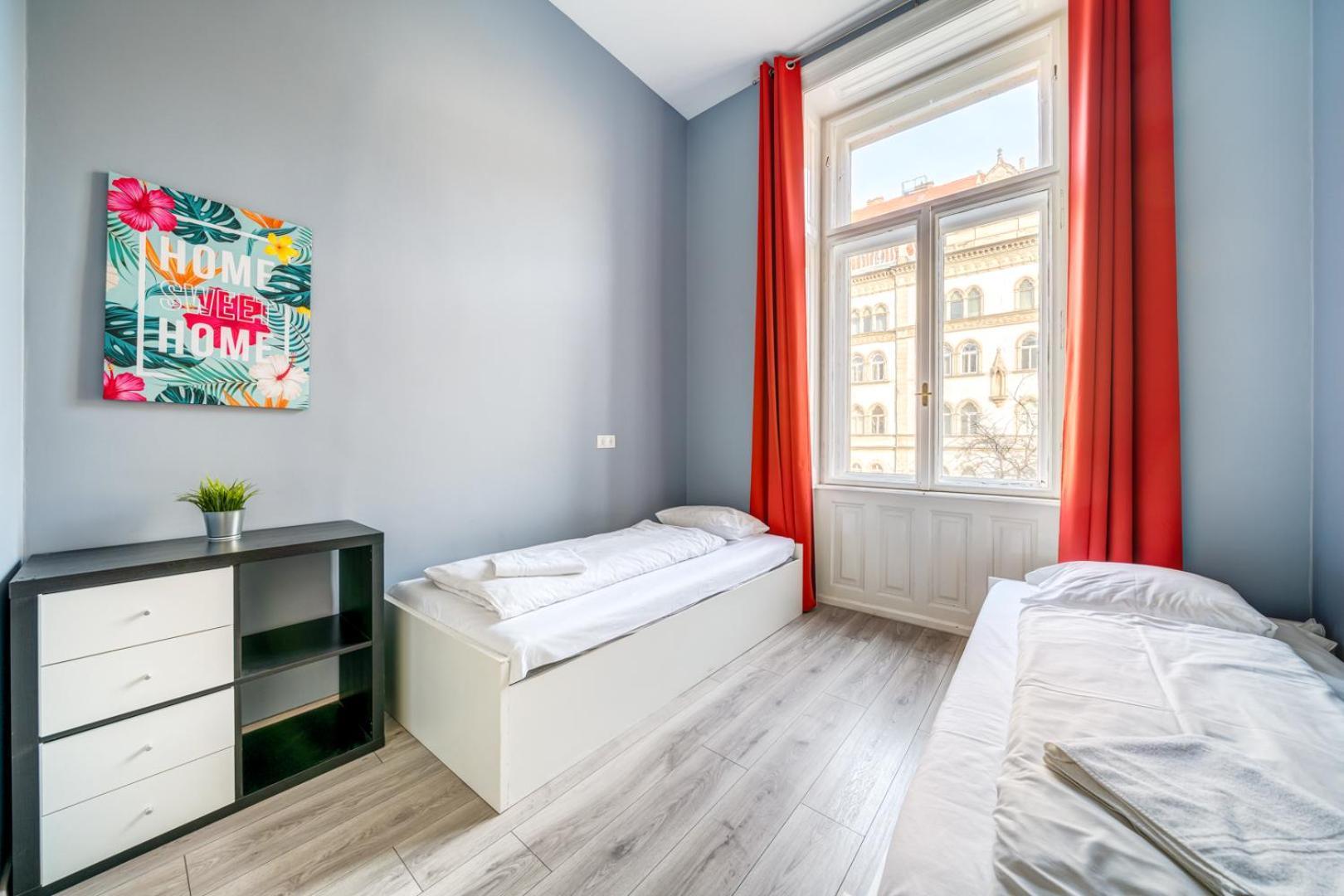 Downtown Delight - Erzsebet Blvd - 13 Ppl Budapeste Exterior foto