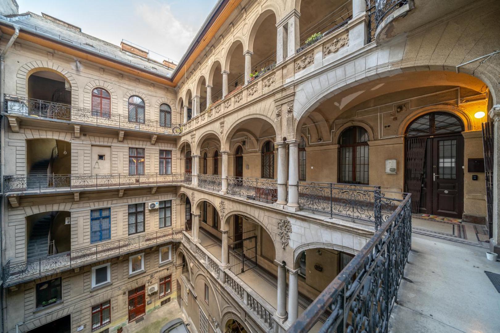 Downtown Delight - Erzsebet Blvd - 13 Ppl Budapeste Exterior foto